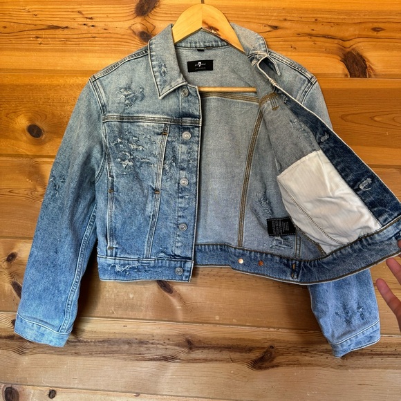 RETAIL $248 Seven for all mankind distressed cropped Jean jacket light denim - Picture 8 of 9